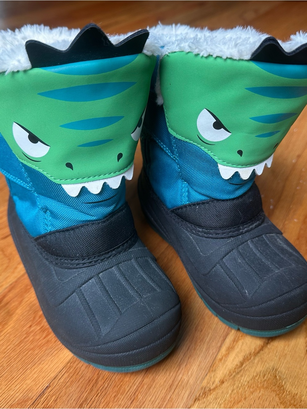 Cat & Jack Winter Snow Boots with fun animal / dinosaur design